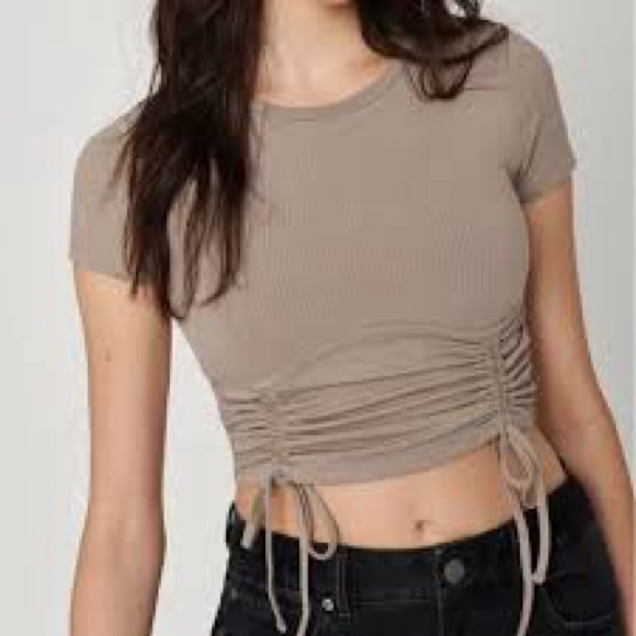 Garage Rutched Drawstring Seamed Short Sleeve Cropped Tee - Picture 1 of 4